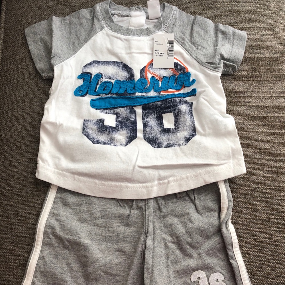 TCP 2 piece outfit. 6-9 mos